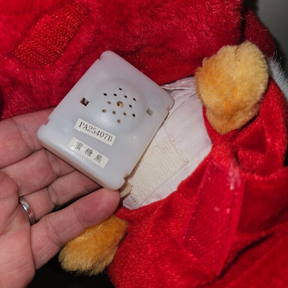 Vintage Disney Winnie-the-Pooh Bear Singing Christmas Stocking ~ NWOT - Picture 5 of 6